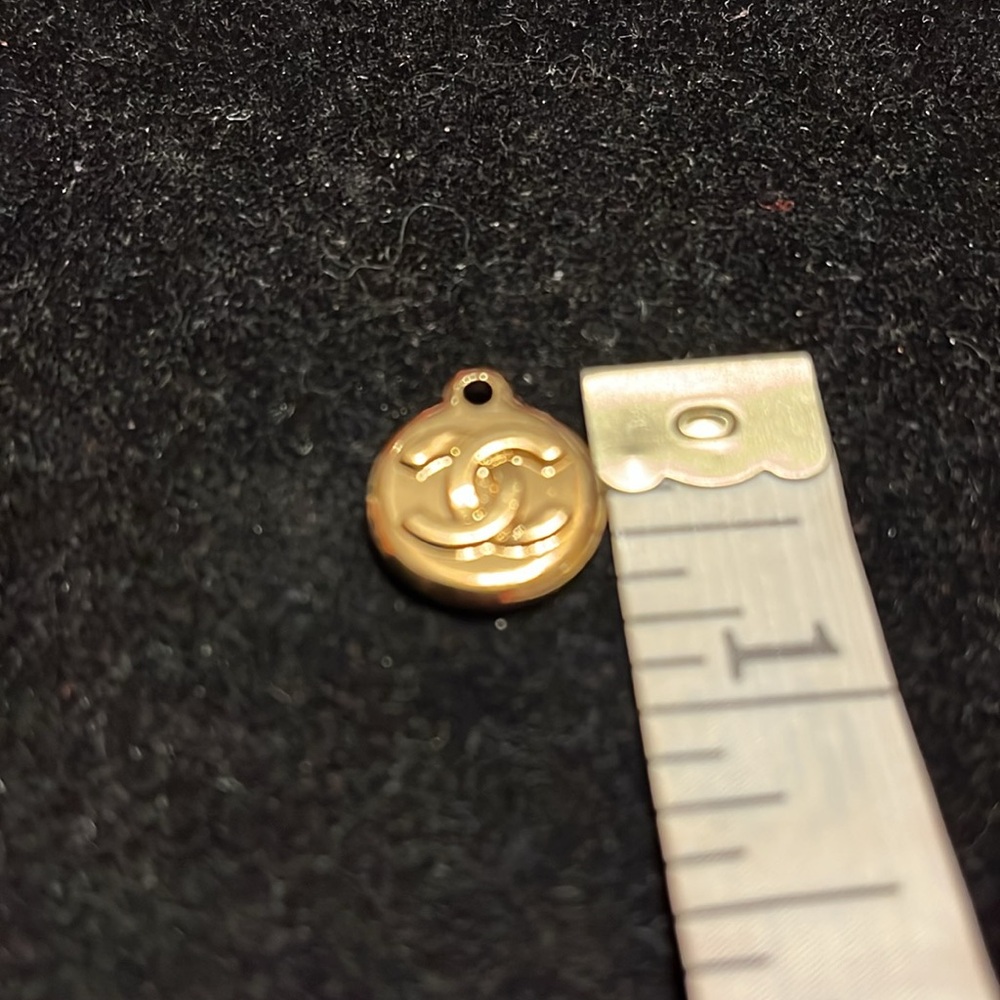 Shanel CC Gold Logo Pull Zippers - Picture 12 of 17